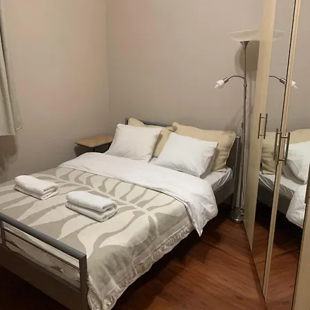 旅馆 Enios Zwierzyniecka 6 *